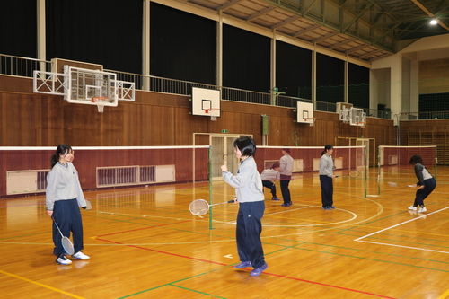 女子バドミントン部